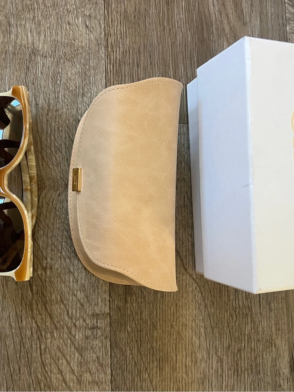 Chloe CE733S Tan Cream Oversized Glasses